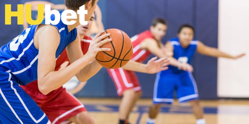 Các trận bóng rổ ở UG Sport luôn thu hút mọi người